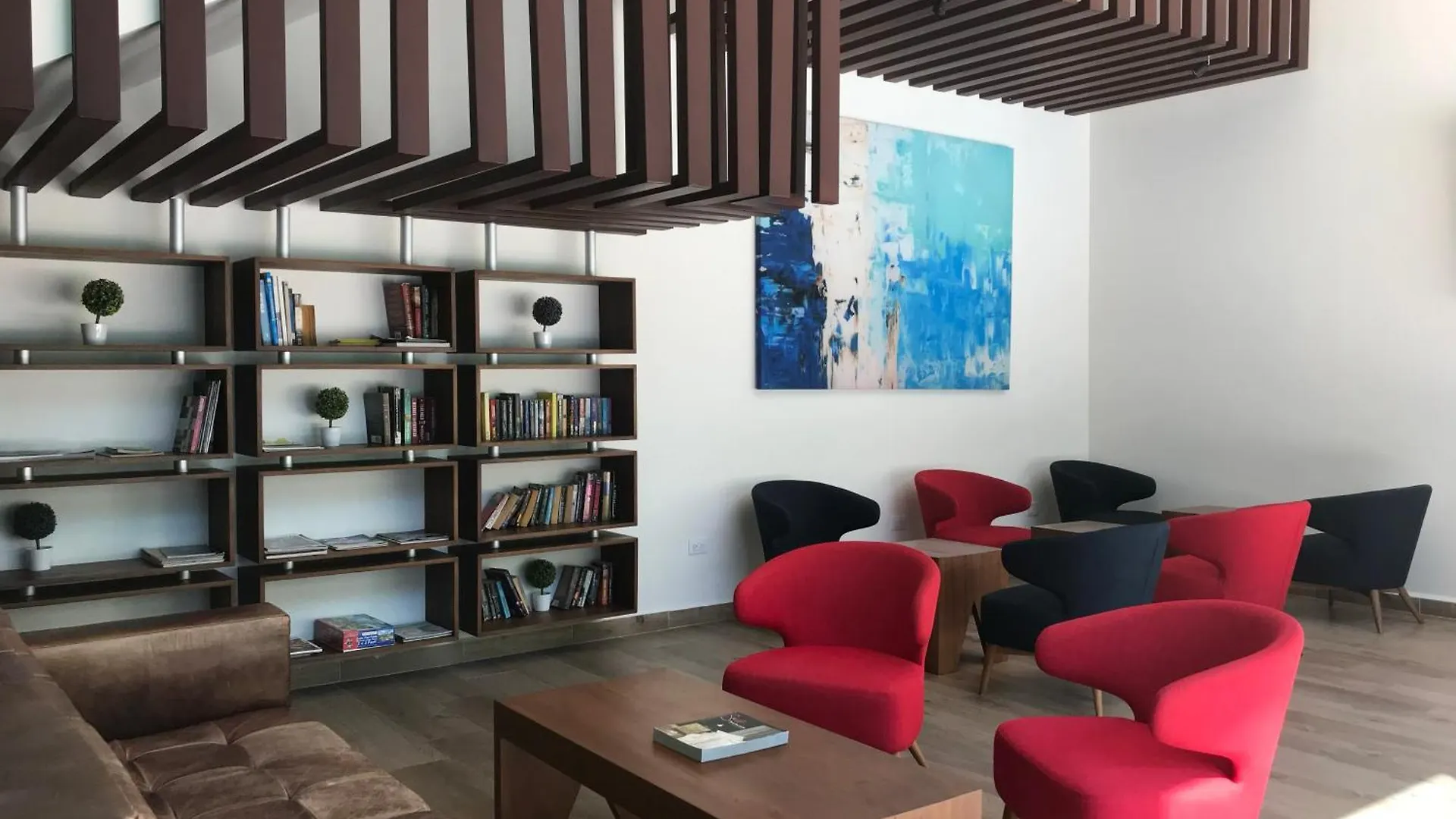 Beautiful Location, Large Pool And Fast 150Mg Wifi Apartment Playa del Carmen 0*,  Mexico